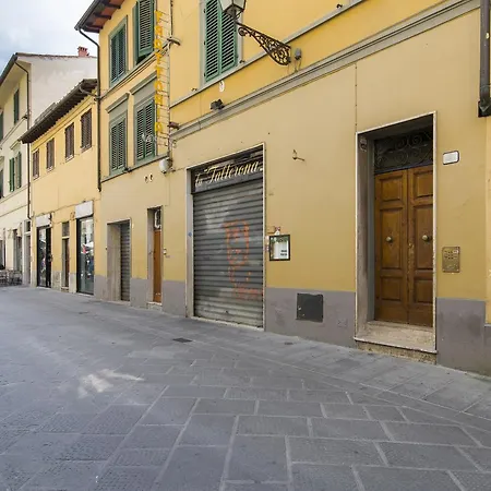 Santa Maria Novella Flat *